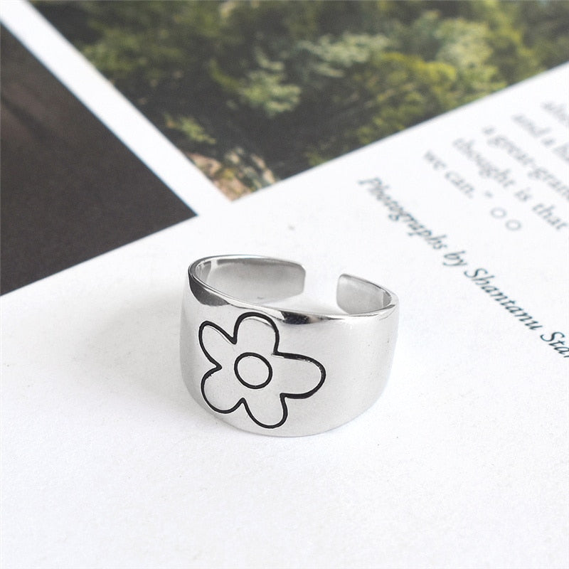 Punk Flower Ring