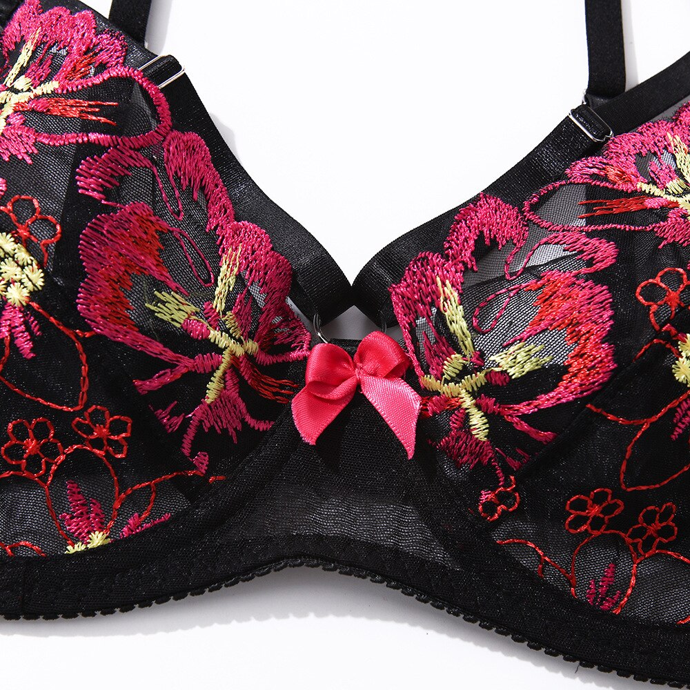 Fancy ut Out Bra Embroidery Lace 3 PieceLingerie Set