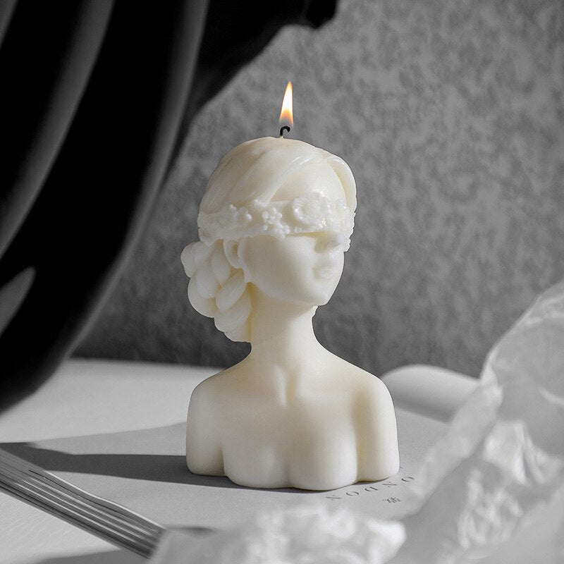 Large handmade blindfolded girl scented candles creative modern home decoration decorative aromatic candles home decor souvenirs