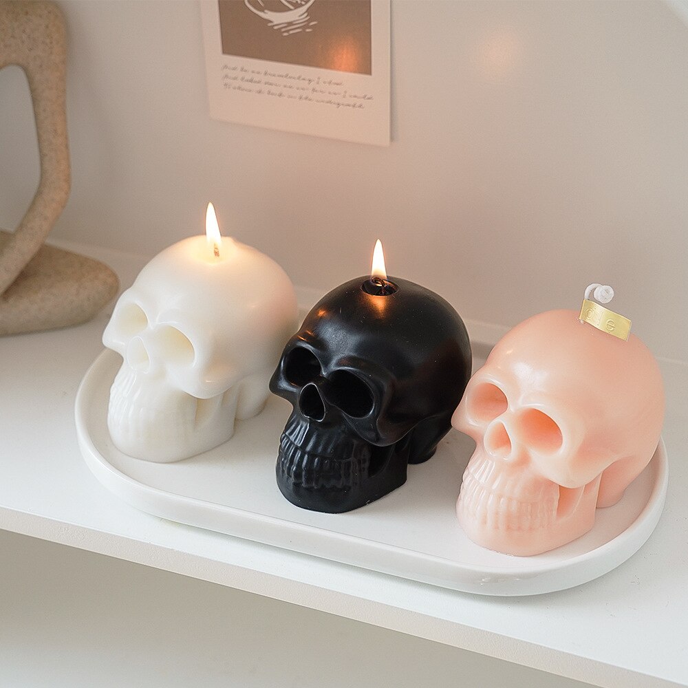 Halloween Decor Creative Skull Scented Candle Handmade Soy Wax Human body Aromatherapy Candle Home Decor Gifts Black Candle