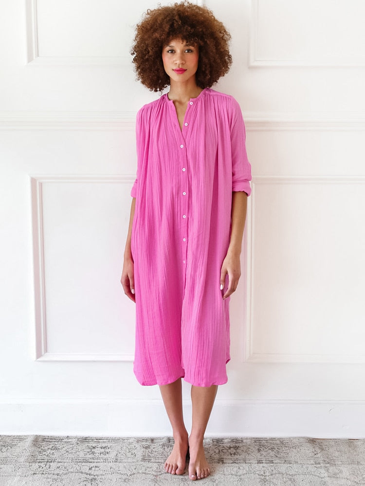 Elegant summer nightdress with three-quarter sleeves