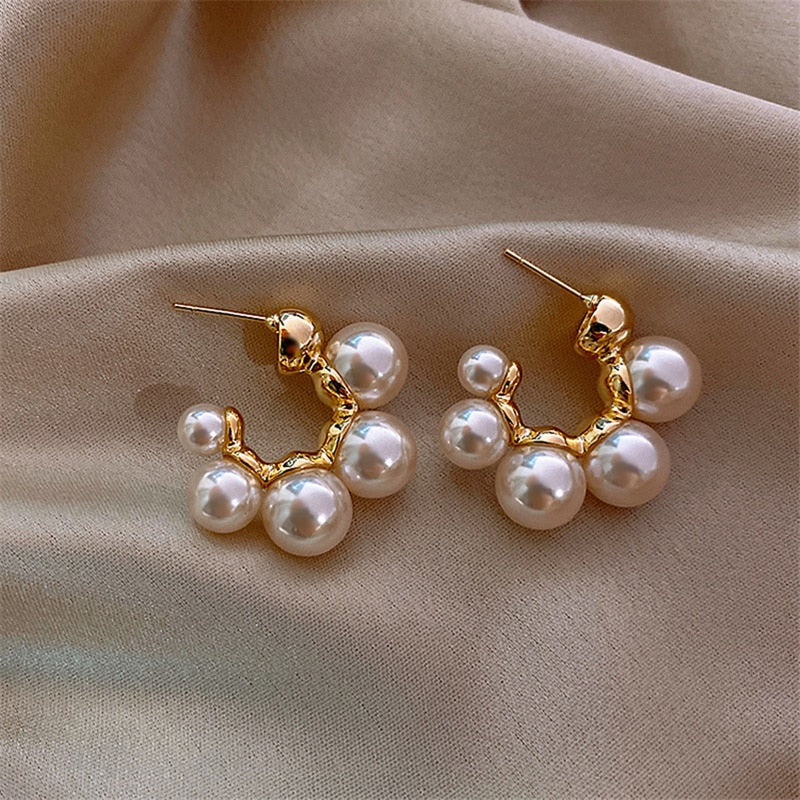 Exquisite Pearl Drop Earrings